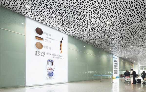 深圳機(jī)場(chǎng)創(chuàng)意品牌墻廣告圖 深圳機(jī)場(chǎng)創(chuàng)意品牌墻廣告圖