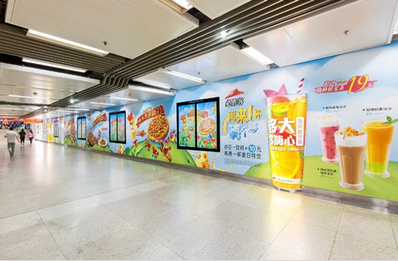 1、2、10號(hào)線動(dòng)感長廊廣告