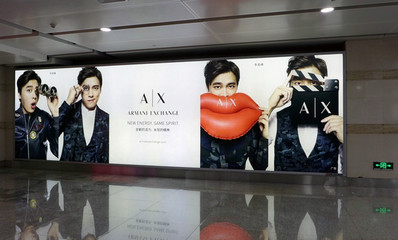 到達(dá)行李提取大廳室內(nèi)燈箱廣告 到達(dá)行李提取大廳室內(nèi)燈箱廣告