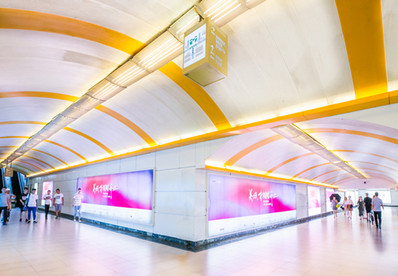 武林廣場(chǎng)東通道品牌通道廣告2 武林廣場(chǎng)東通道品牌通道廣告2