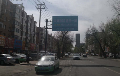 通江路崇文小學(xué)門前交通導(dǎo)向 通江路崇文小學(xué)門前交通導(dǎo)向