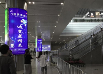 進站檢票口包柱燈箱廣告 進站檢票口包柱燈箱廣告