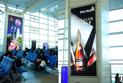 候機(jī)廳立柱圖騰燈箱廣告 候機(jī)廳立柱圖騰燈箱廣告