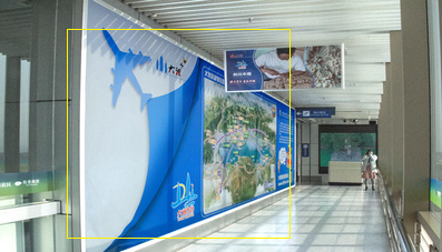 F2層到達通廊燈箱廣告 F2層到達通廊燈箱廣告