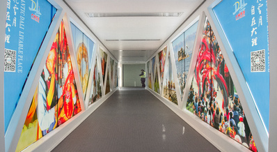 廊橋內(nèi)包貼紙廣告 廊橋內(nèi)包貼紙廣告