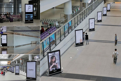 香港機(jī)場(chǎng)到達(dá)區(qū)出口處電子屏廣告 香港機(jī)場(chǎng)到達(dá)區(qū)出口處電子屏廣告