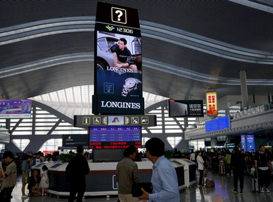 寧波火車站魔方柱廣告 寧波火車站魔方柱廣告