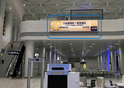 茂名站檢票廳一樓夾層燈箱墻面廣告案例圖 茂名站檢票廳一樓夾層燈箱墻面廣告案例圖