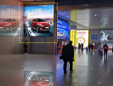 石家莊高鐵站西廣場(chǎng)到達(dá)廳北出口墻體燈箱廣告