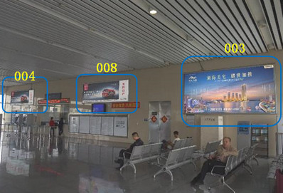 南朗站A、B進出站口+售票窗旁燈箱廣告