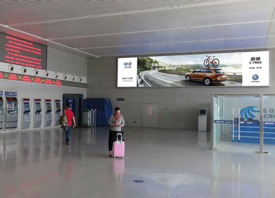 德州東站售票大廳墻體燈箱廣告 德州東站售票大廳墻體燈箱廣告