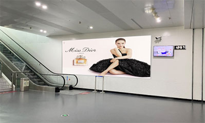 國內(nèi)到達(dá)行李廳燈箱 國內(nèi)到達(dá)行李廳燈箱