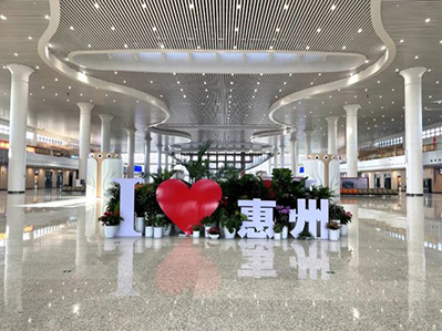 惠州北站候車大廳墻面燈箱廣告 惠州北站候車大廳墻面燈箱廣告