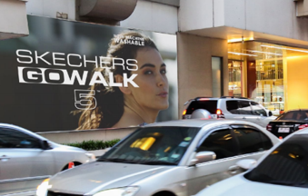 深圳機(jī)場(chǎng)路樓頂大牌廣告 深圳機(jī)場(chǎng)路樓頂大牌廣告