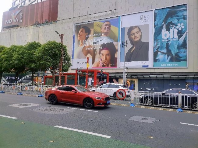 佛山祖廟地鐵站NOVA嶺南站燈箱，佛山禪城戶外大牌廣告投放