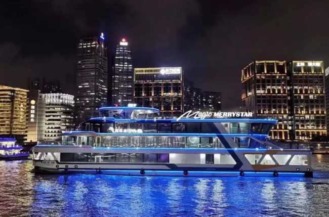 上海黃浦江游船招牌廣告投放，上海外灘游輪外船身廣告價格