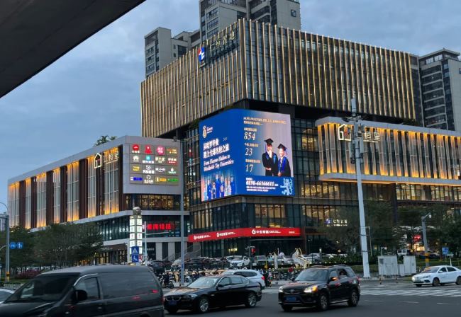 ?？谌屎憷風(fēng)ED廣告投放，?？谏虉鐾鈮Υ笃翉V告價格